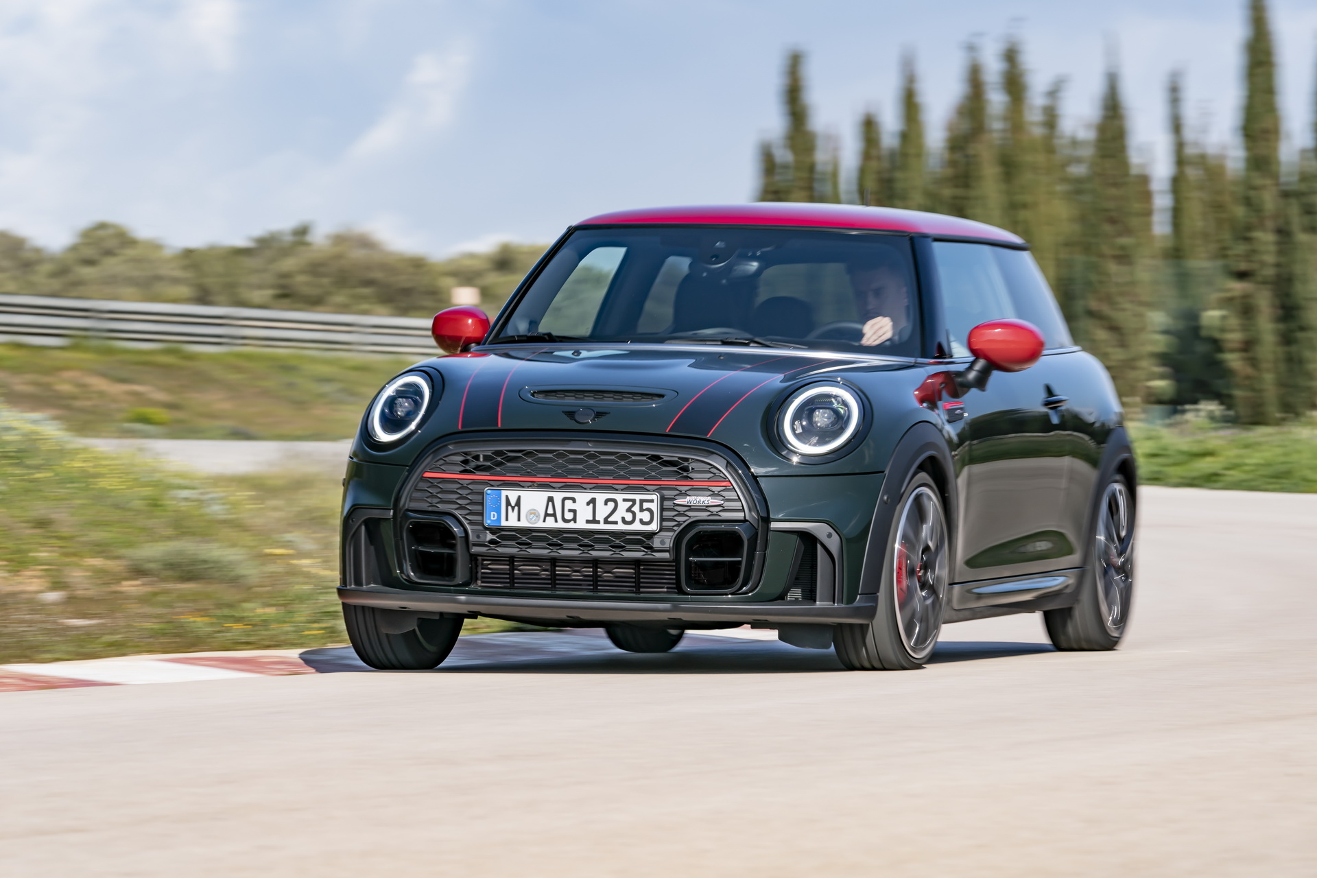 Download 2022 MINI John Cooper Works - Front HD Wallpaper 1920x1280 #11