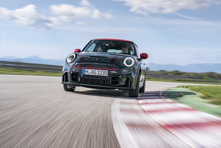 2022 MINI John Cooper Works - Front Wallpaper 850x567 #2