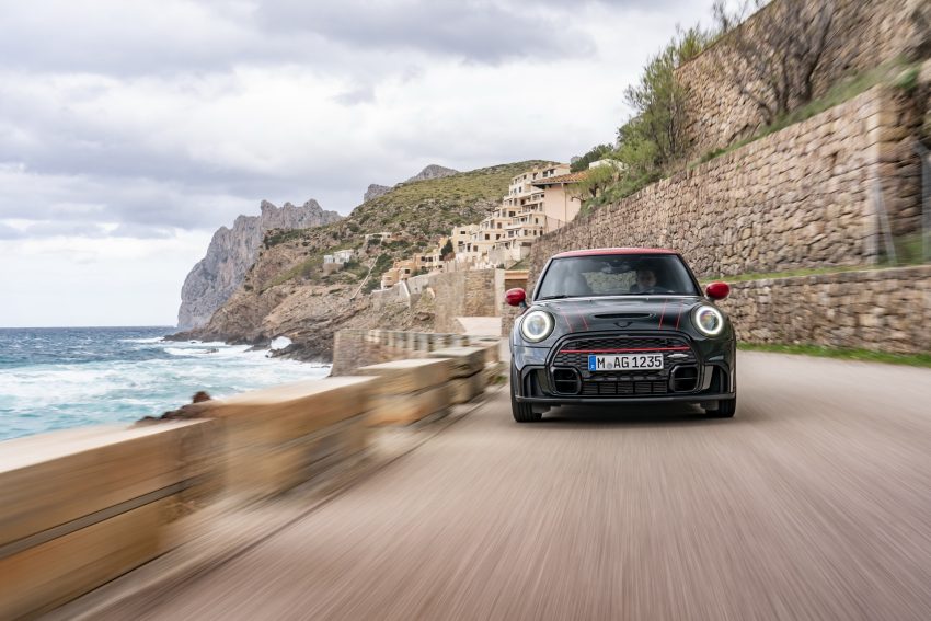 2022 MINI John Cooper Works - Front Wallpaper 850x567 #15