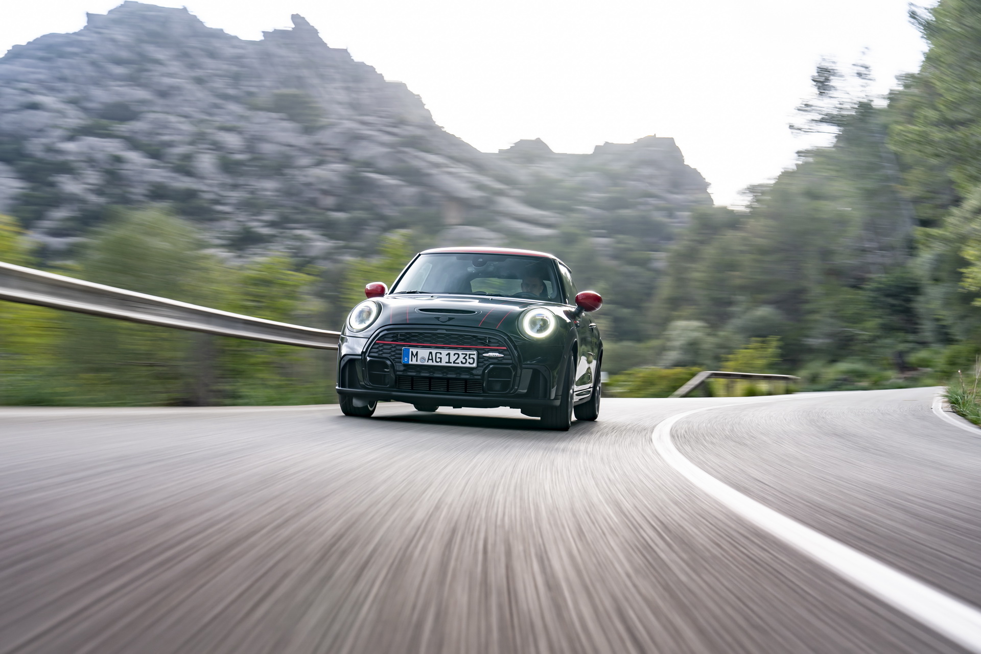Download 2022 MINI John Cooper Works - Front HD Wallpaper 1920x1280 #18