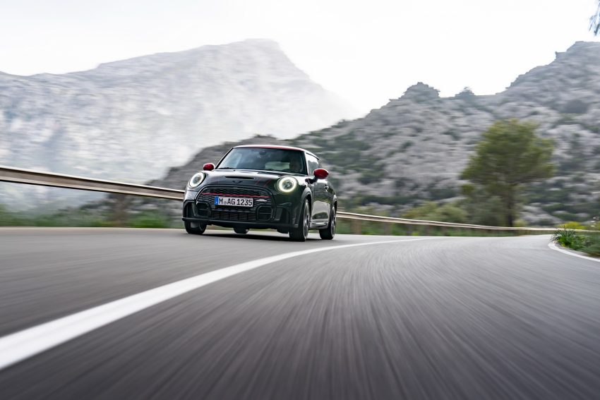 2022 MINI John Cooper Works - Front Wallpaper 850x567 #19