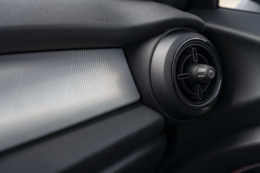 2022 MINI John Cooper Works - Interior, Detail Wallpaper 850x567 #56