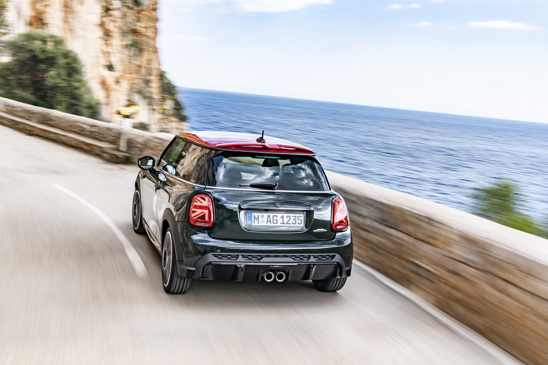 Download 2022 MINI John Cooper Works - Rear HD Wallpaper 1920x1280 #22