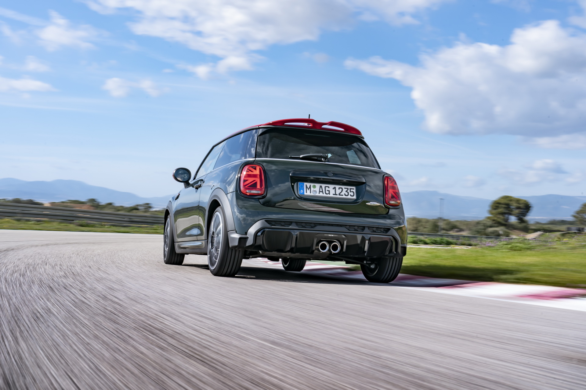 Download 2022 MINI John Cooper Works - Rear HD Wallpaper 1920x1280 #5