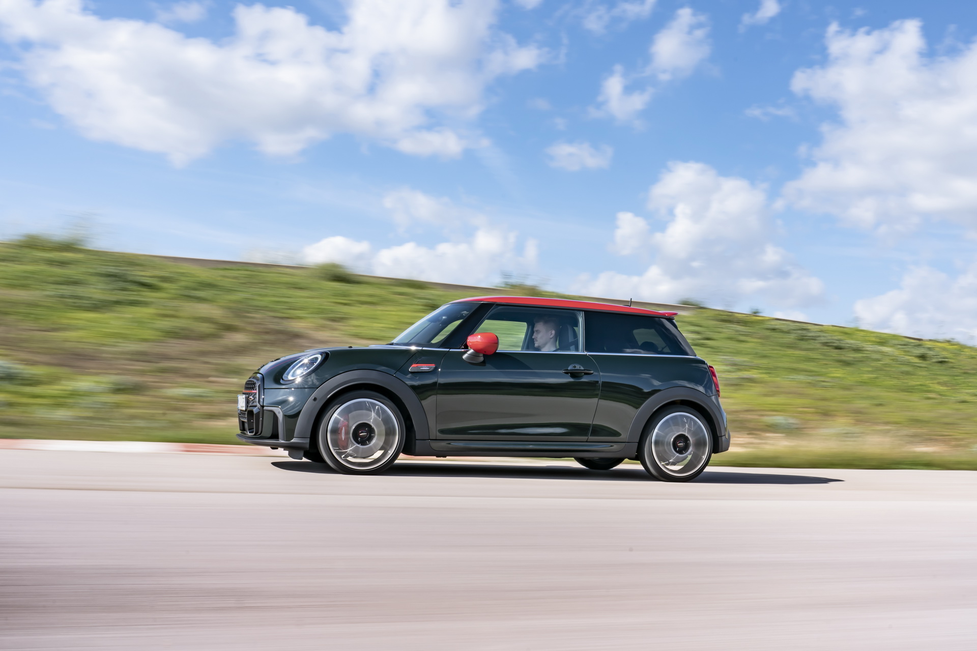 Download 2022 MINI John Cooper Works - Side HD Wallpaper 1920x1280 #6