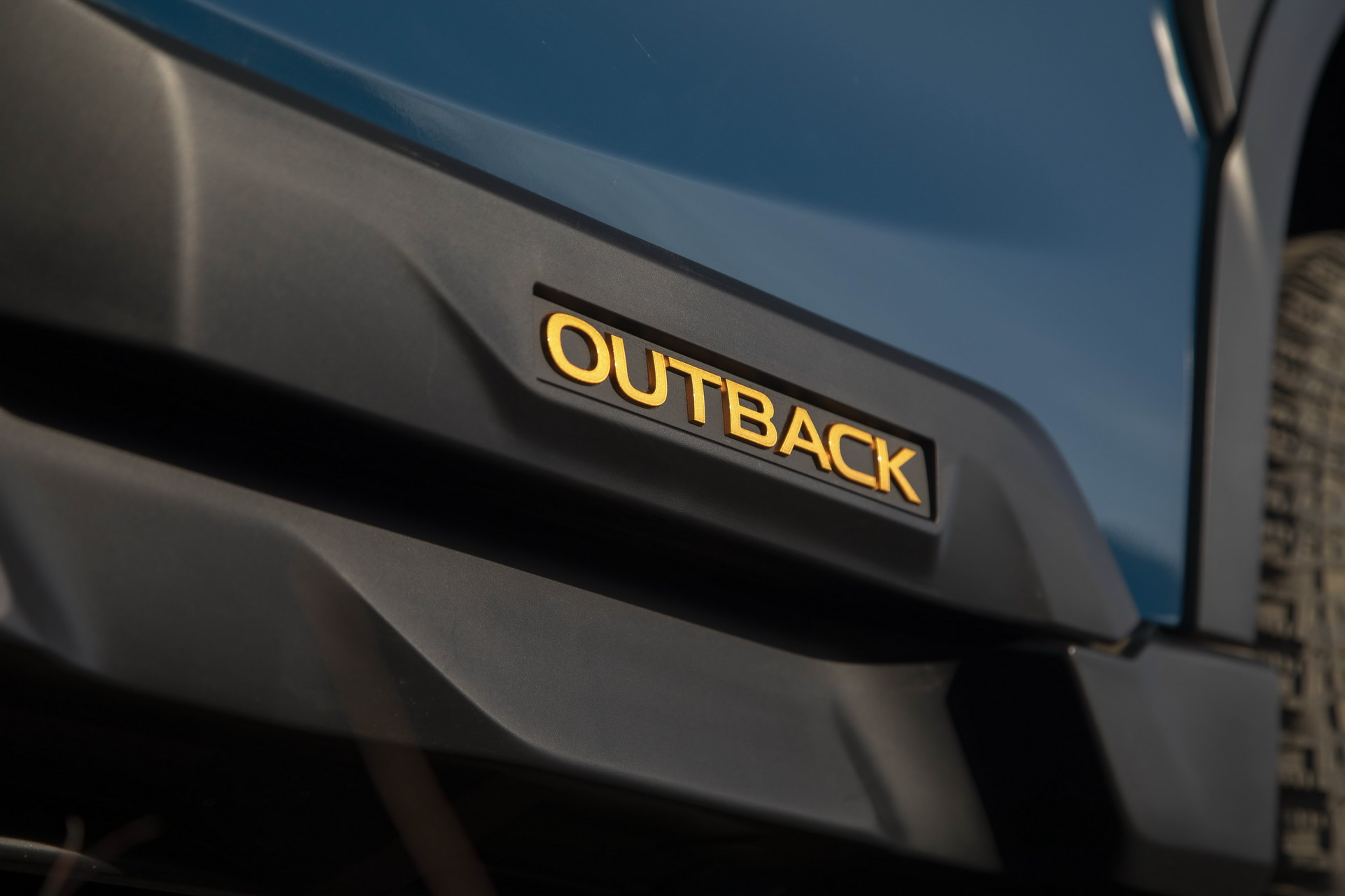 Download 2022 Subaru Outback Wilderness - Detail HD Wallpaper 1922x1281 #35