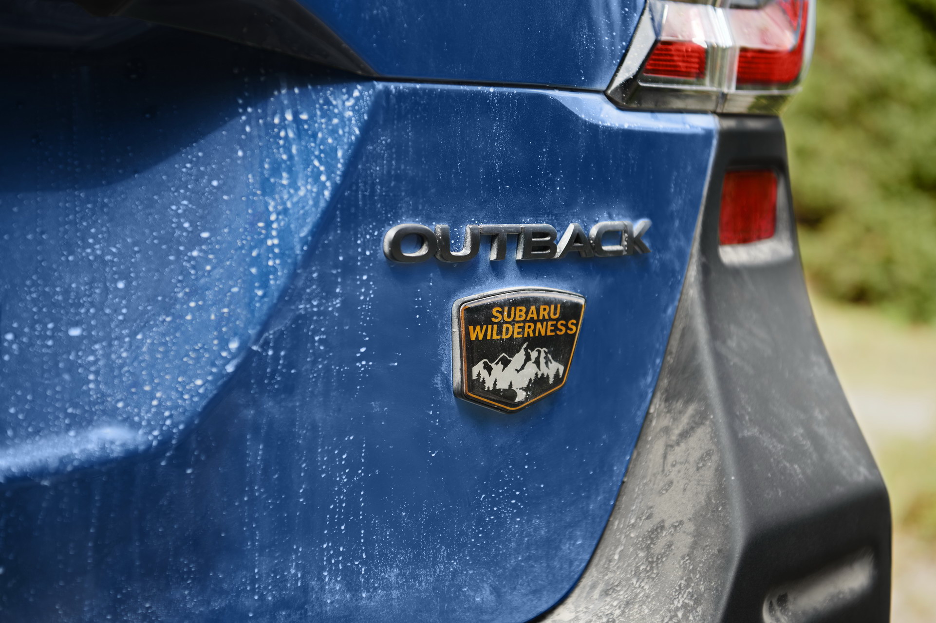 Download 2022 Subaru Outback Wilderness - Detail HD Wallpaper 1922x1281 #33
