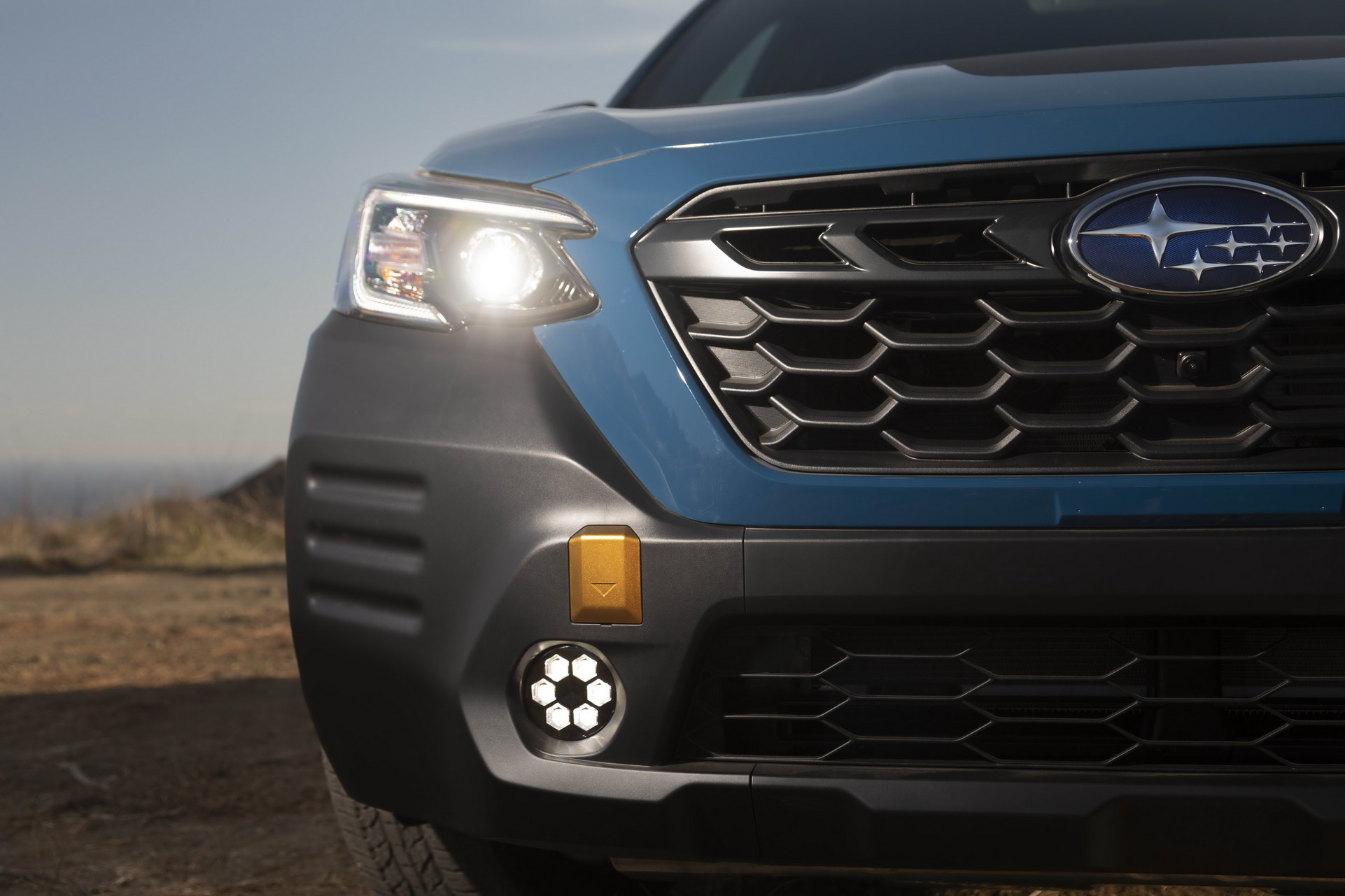 Download 2022 Subaru Outback Wilderness - Headlight HD Wallpaper 1922x1281 #28
