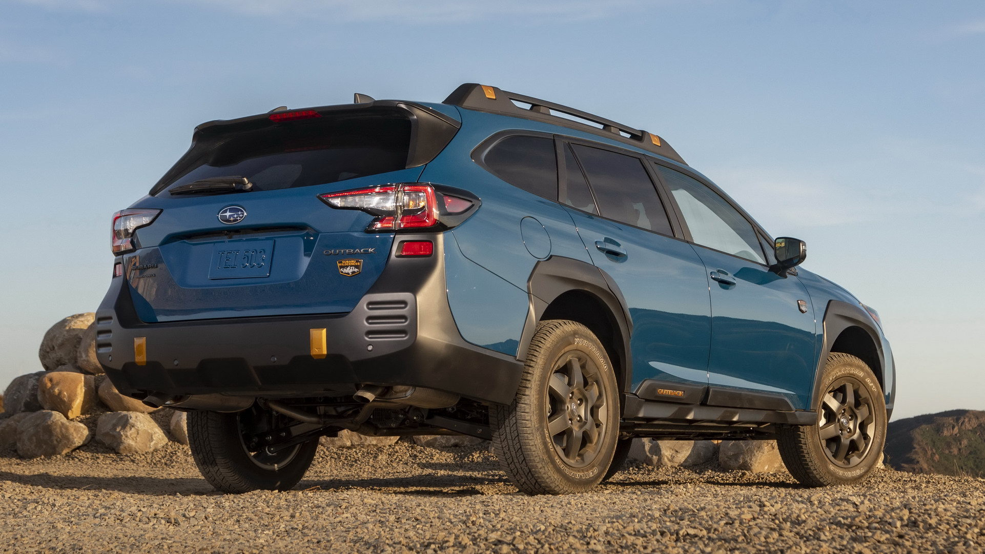 Download 2022 Subaru Outback Wilderness - Rear Three-Quarter HD Wallpaper 1922x1081 #15