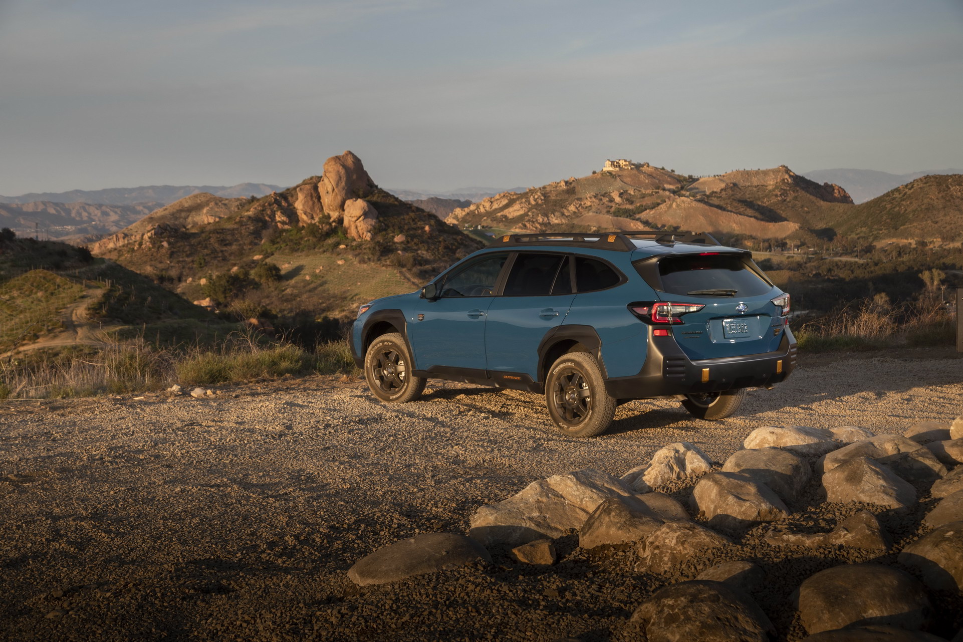 Download 2022 Subaru Outback Wilderness - Rear Three-Quarter HD Wallpaper 1922x1281 #7