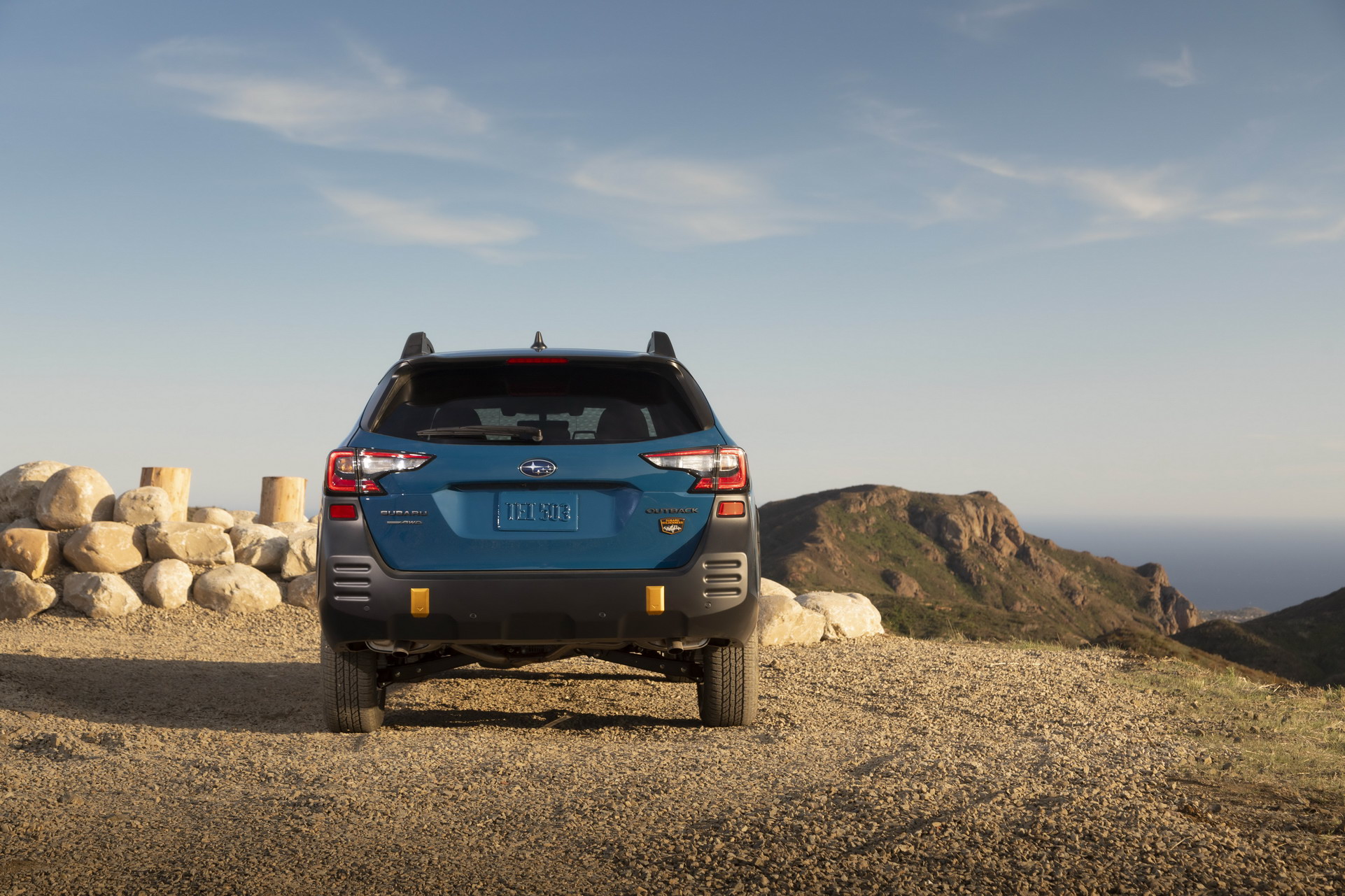 Download 2022 Subaru Outback Wilderness - Rear HD Wallpaper 1922x1281 #17