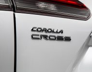 2022 Toyota Corolla Cross - Badge Wallpaper 190x150