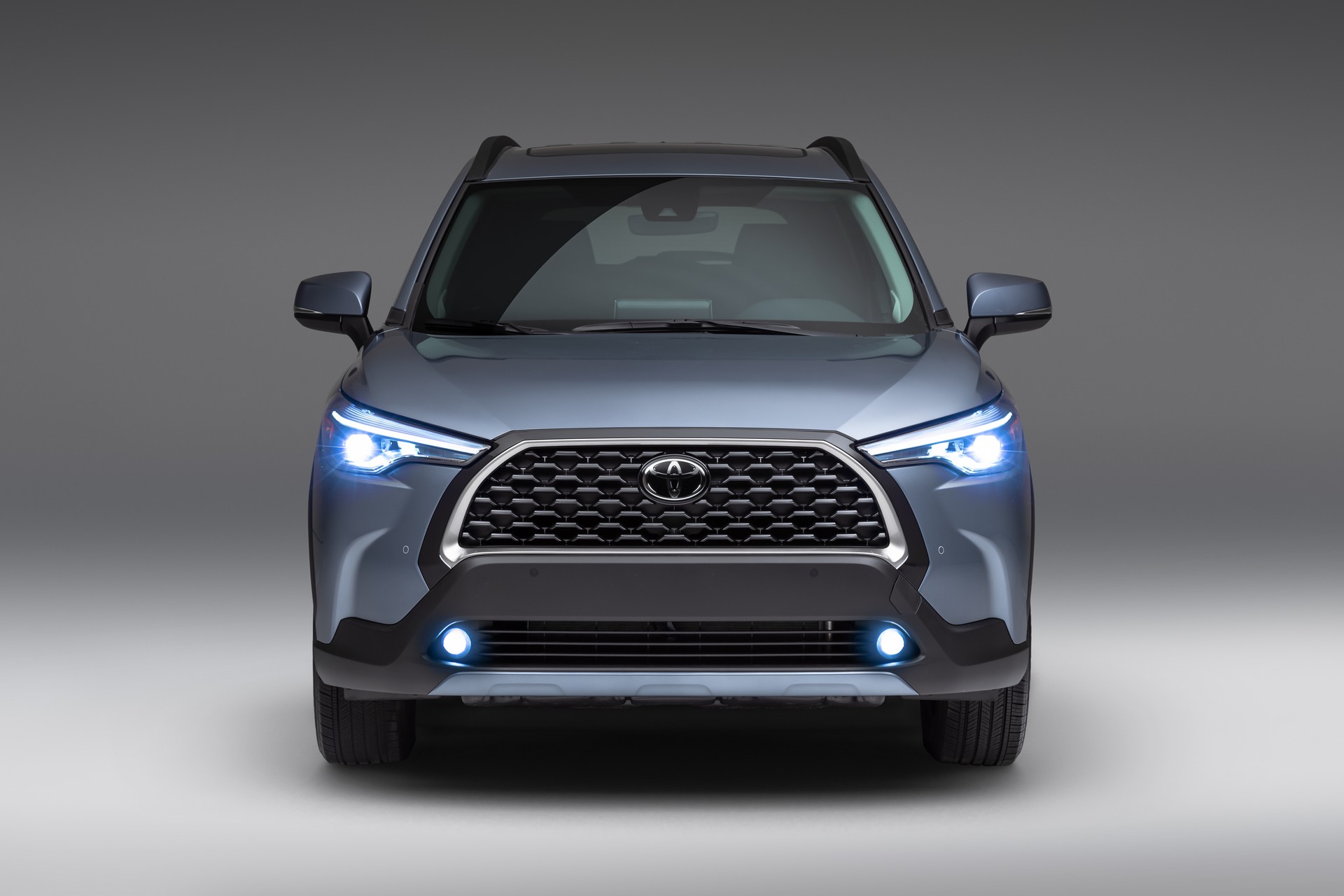 Download 2022 Toyota Corolla Cross - Front HD Wallpaper 1920x1280 #50