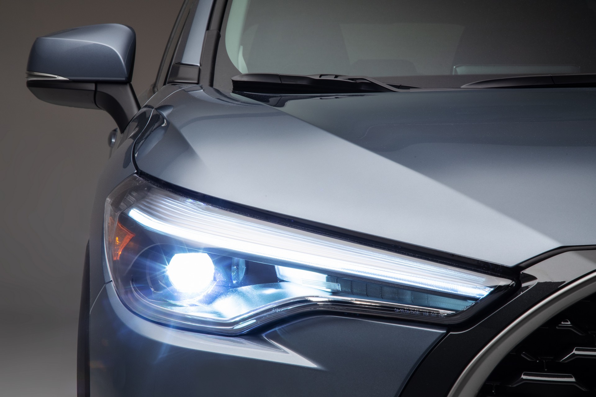 Download 2022 Toyota Corolla Cross - Headlight HD Wallpaper 1920x1280 #56