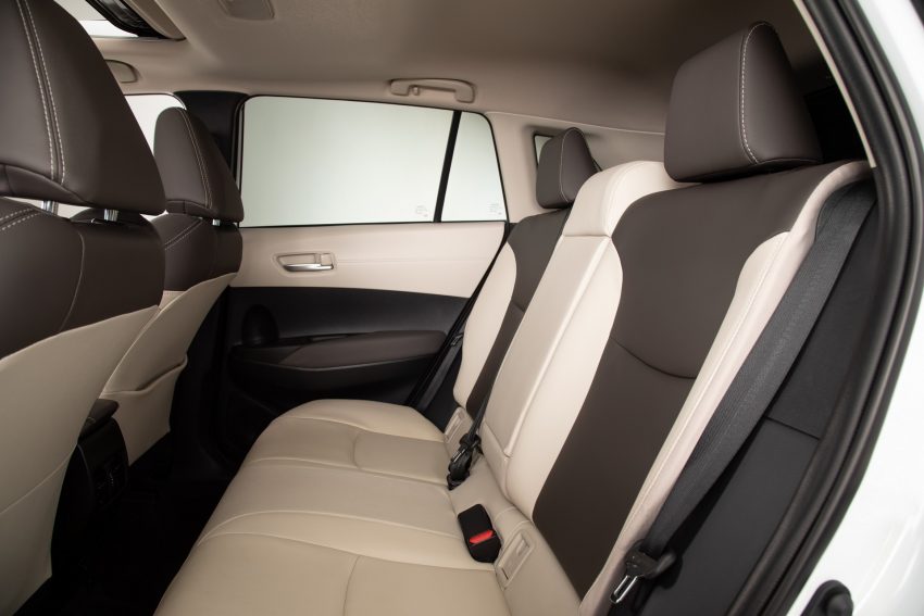 2022 Toyota Corolla Cross - Interior, Rear Seats Wallpaper 850x567 #46
