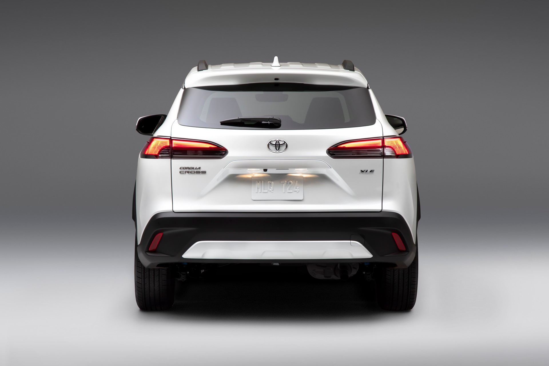 Download 2022 Toyota Corolla Cross - Rear HD Wallpaper 1920x1280 #30