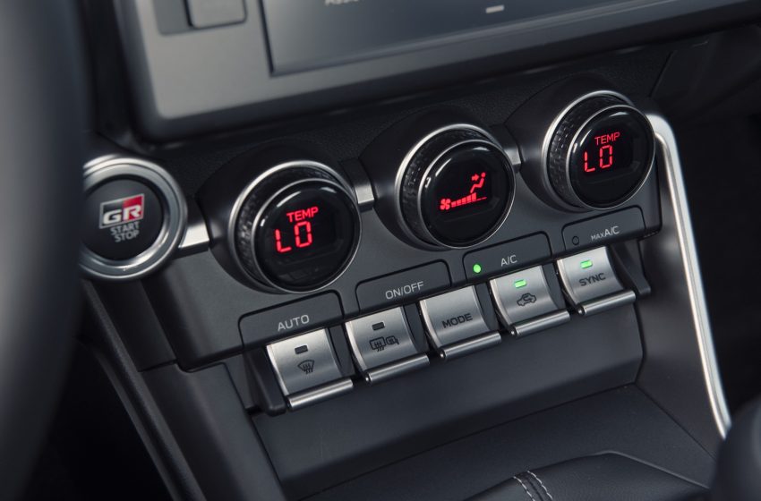 2022 Toyota GR 86 - Central Console Wallpaper 850x560 #39