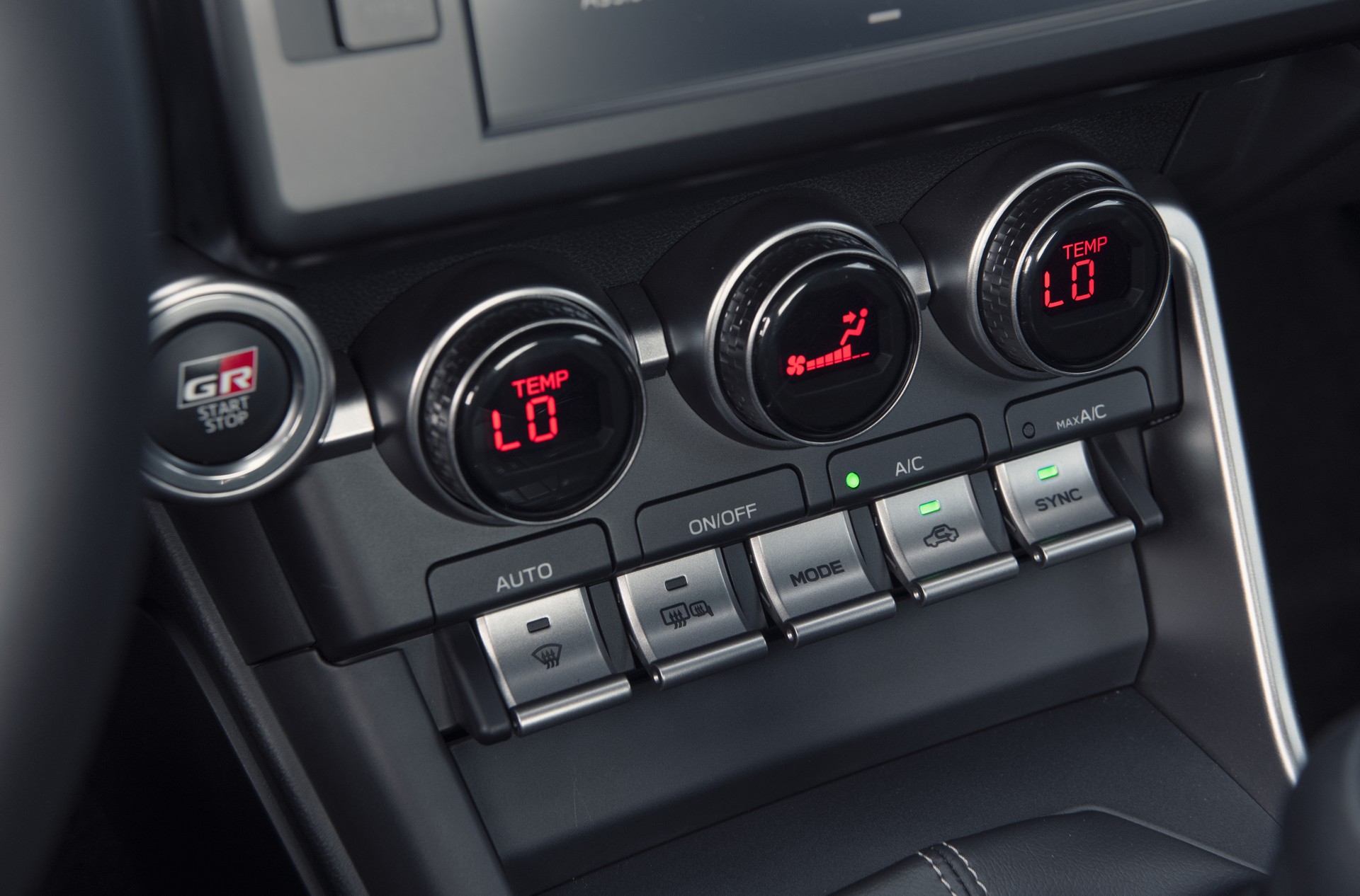 Download 2022 Toyota GR 86 - Central Console HD Wallpaper 1920x1266 #39
