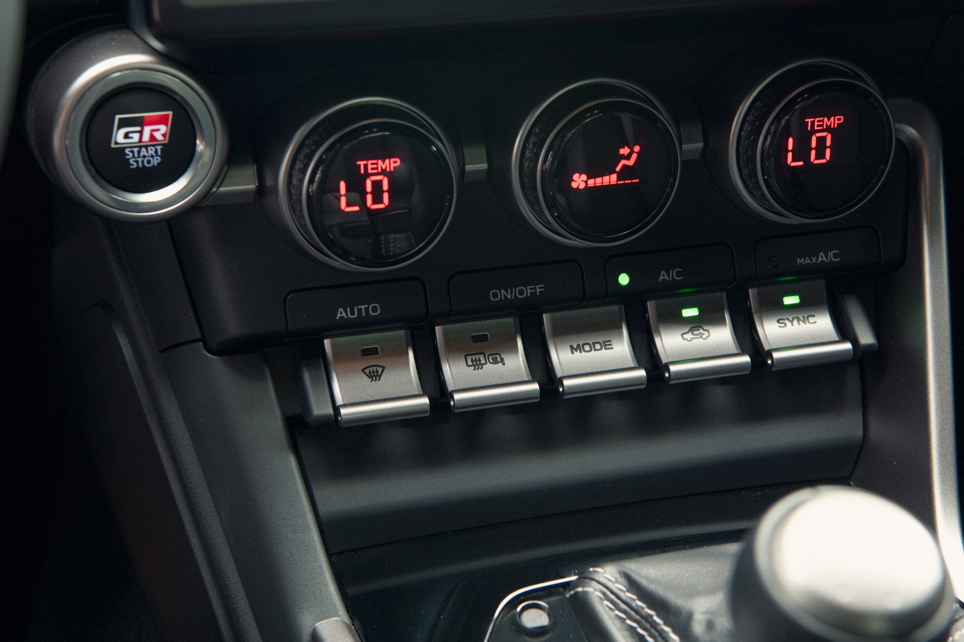 Download 2022 Toyota GR 86 - Central Console HD Wallpaper 1920x1280 #82