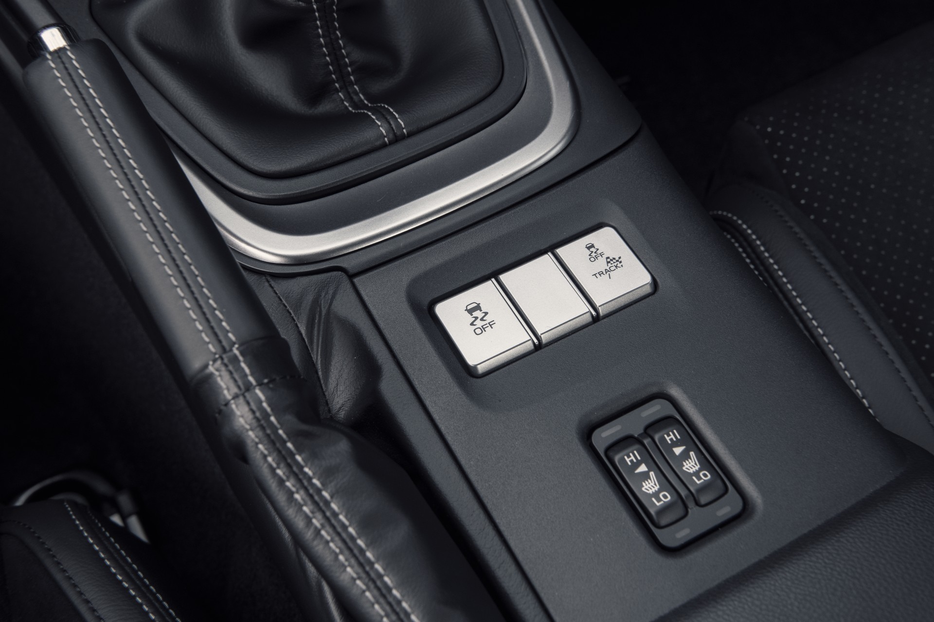 Download 2022 Toyota GR 86 - Central Console HD Wallpaper 1920x1280 #42