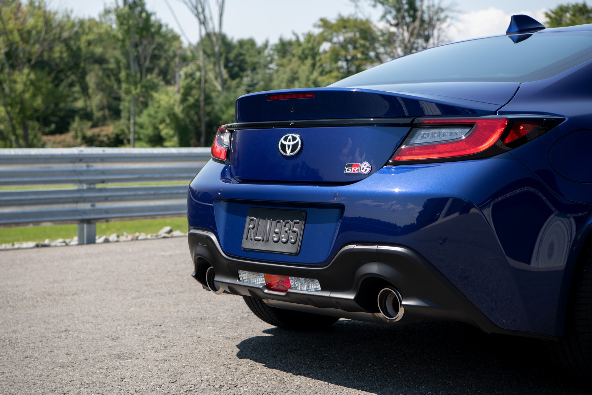 Download 2022 Toyota GR 86 - Exhaust HD Wallpaper 1920x1280 #162