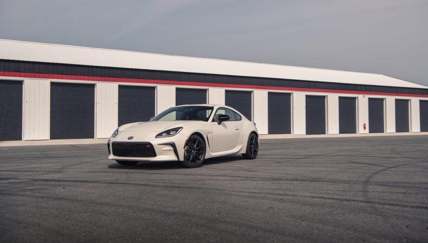 2022 Toyota GR 86 - Front Three-Quarter Wallpaper 850x483 #60