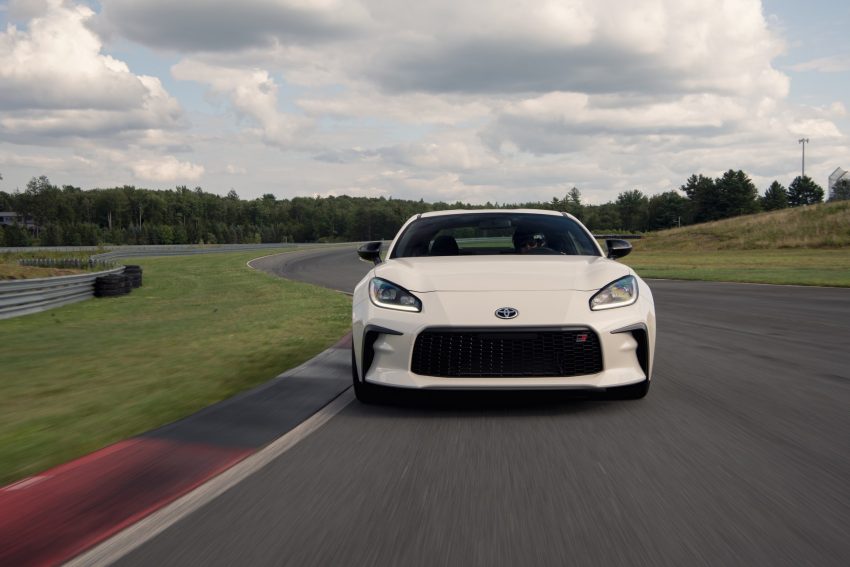 2022 Toyota GR 86 - Front Wallpaper 850x567 #50