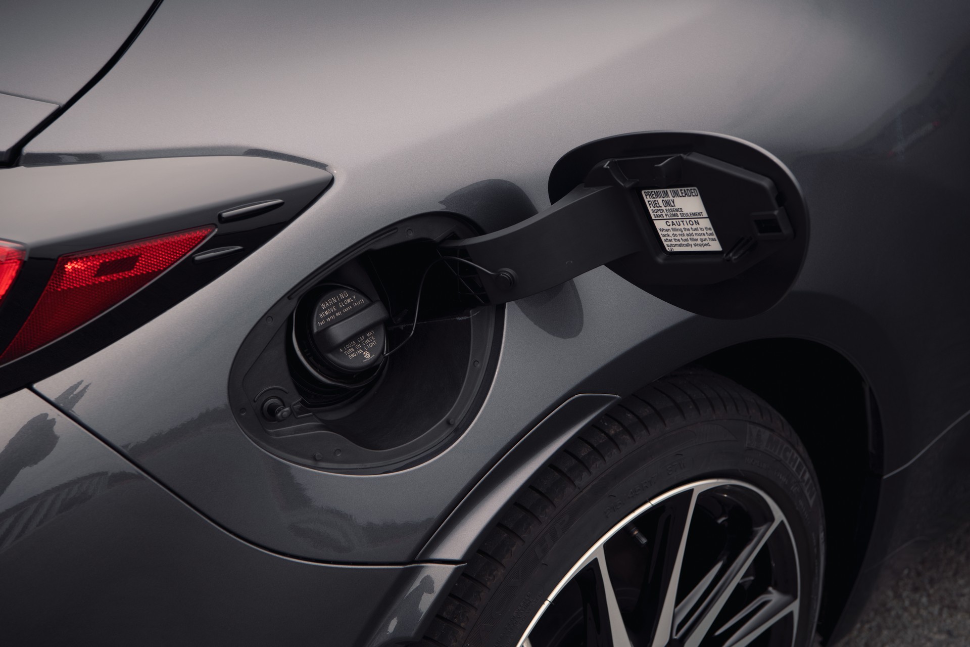 Download 2022 Toyota GR 86 - Fuel Hole HD Wallpaper 1920x1280 #135