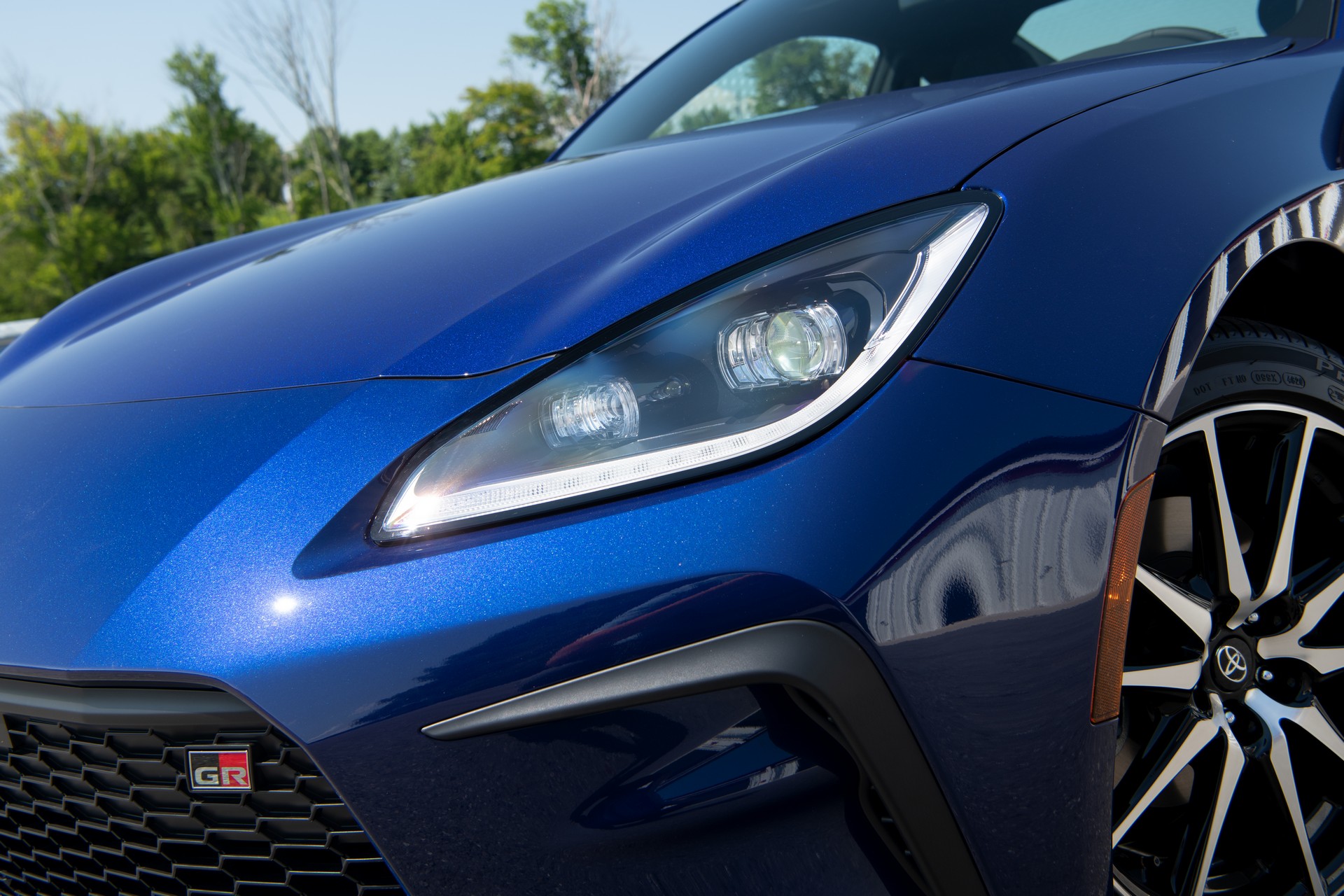 Download 2022 Toyota GR 86 - Headlight HD Wallpaper 1920x1280 #165