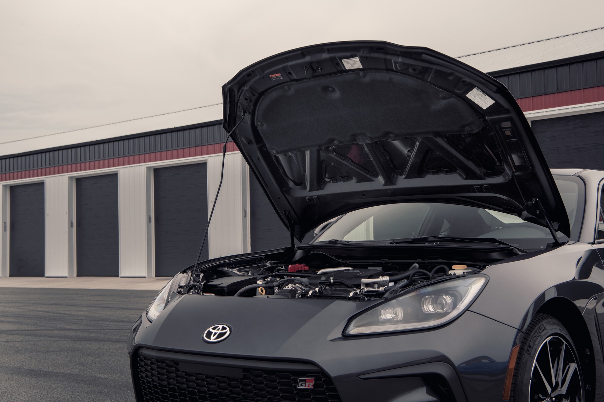 Download 2022 Toyota GR 86 - Hood Open HD Wallpaper 1920x1280 #120