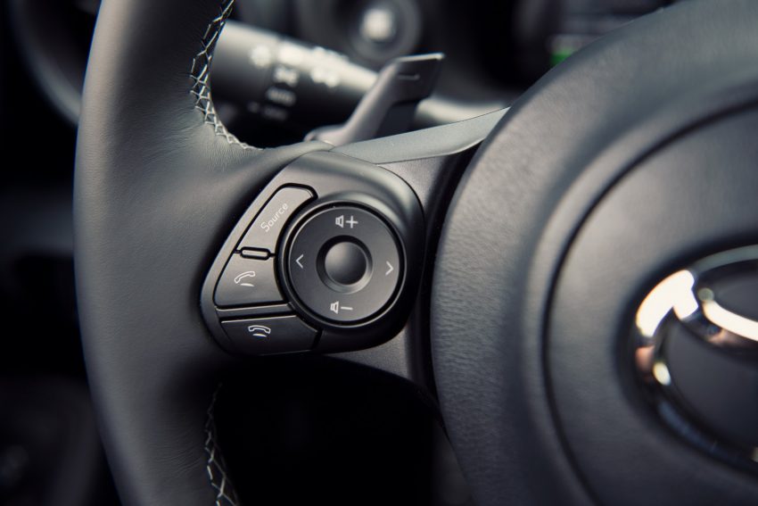 2022 Toyota GR 86 - Paddle Shifters Wallpaper 850x567 #97