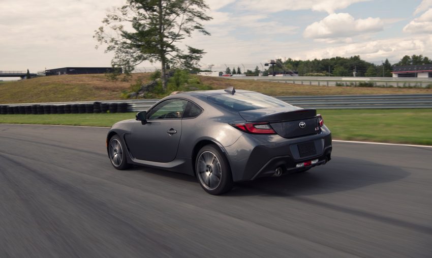 2022 Toyota GR 86 - Rear Three-Quarter Wallpaper 850x507 #106