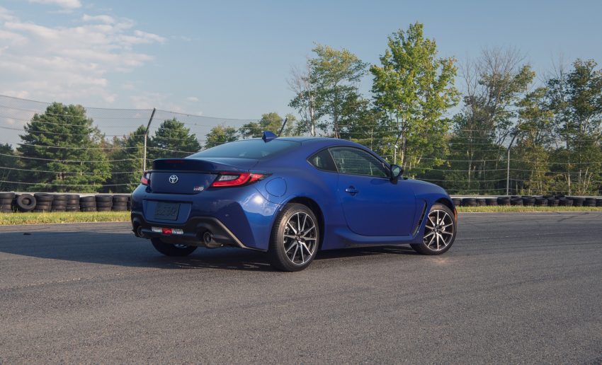 2022 Toyota GR 86 - Rear Three-Quarter Wallpaper 850x516 #151