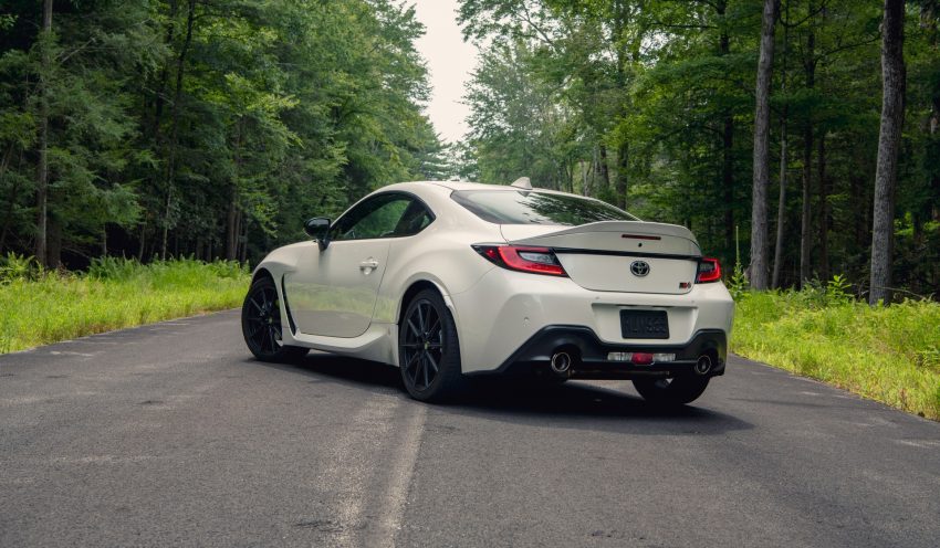 2022 Toyota GR 86 - Rear Three-Quarter Wallpaper 850x496 #55