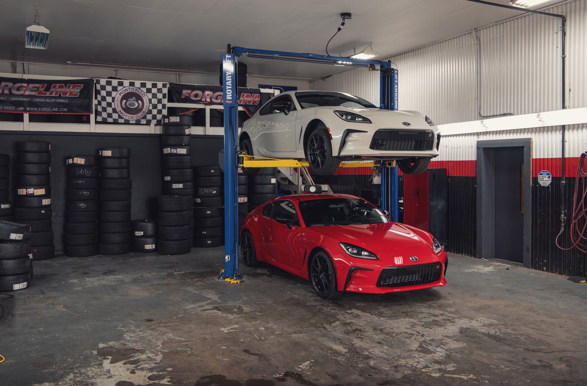 Download 2022 Toyota GR 86 - Stack Parking HD Wallpaper 1920x1265 #34