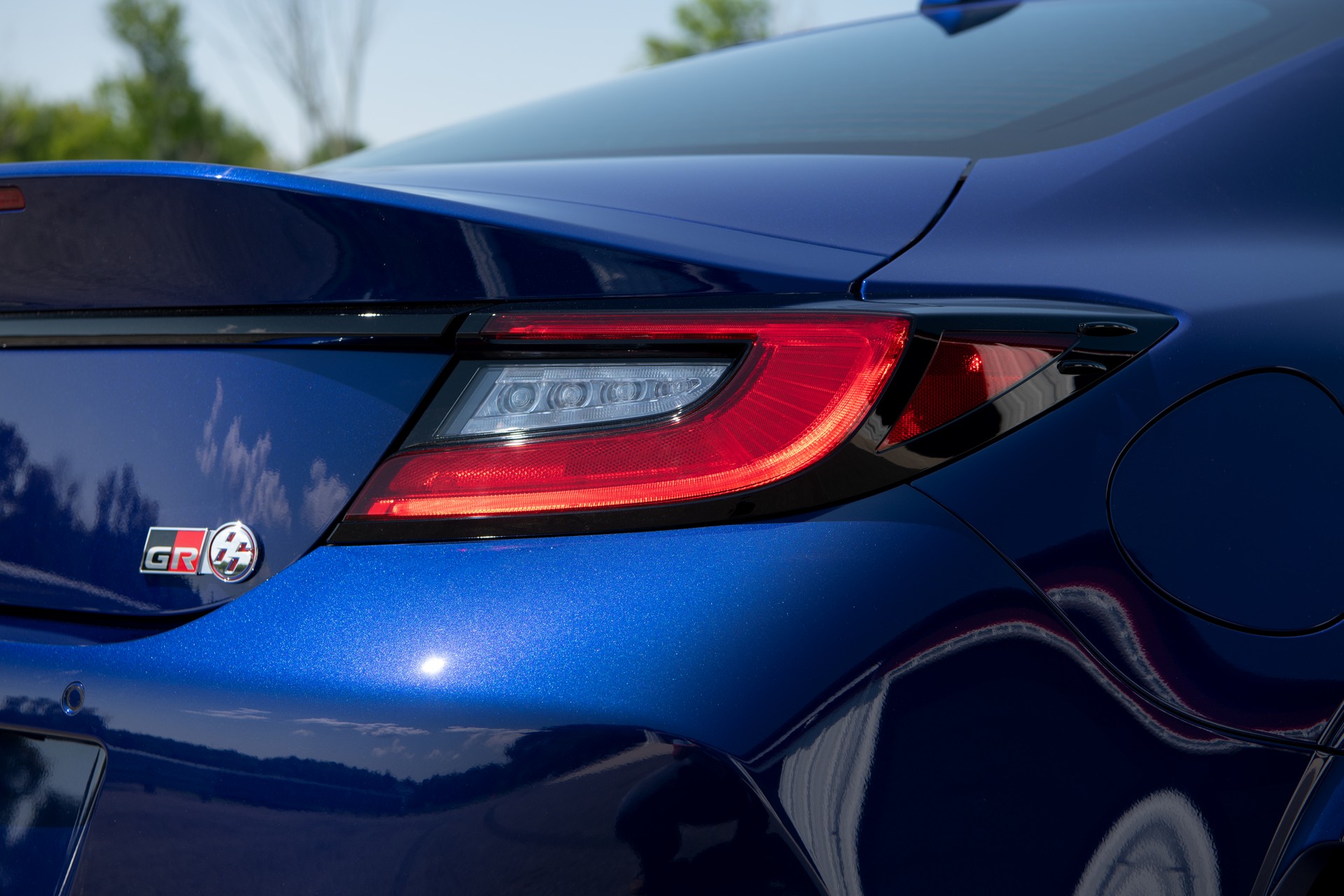 Download 2022 Toyota GR 86 - Tail Light HD Wallpaper 1920x1280 #167