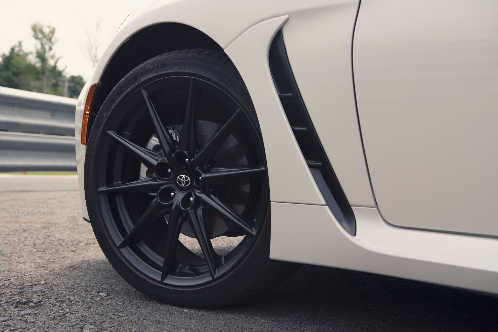 Download 2022 Toyota GR 86 - Wheel HD Wallpaper 1920x1280 #66