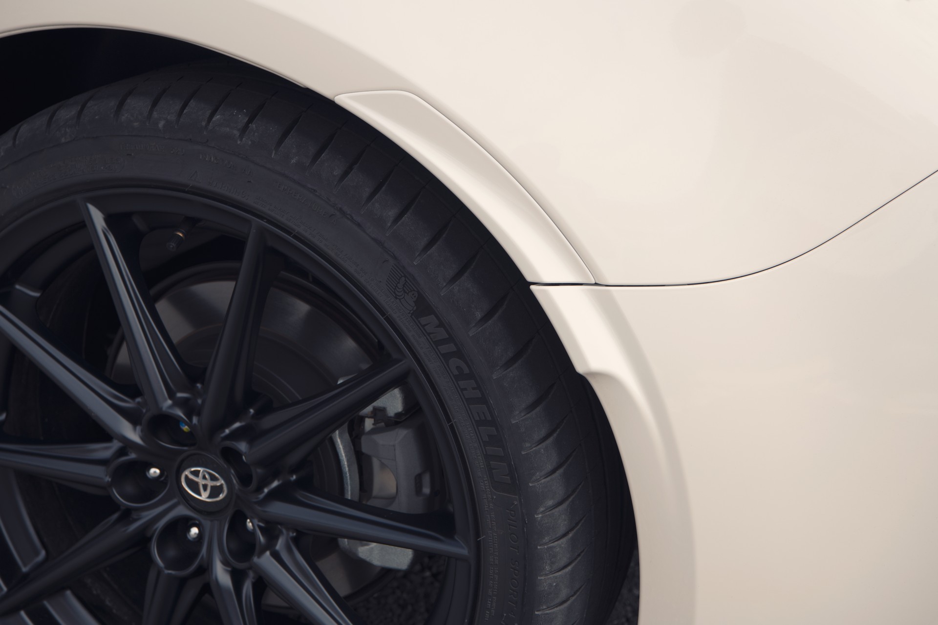 Download 2022 Toyota GR 86 - Wheel HD Wallpaper 1920x1280 #67