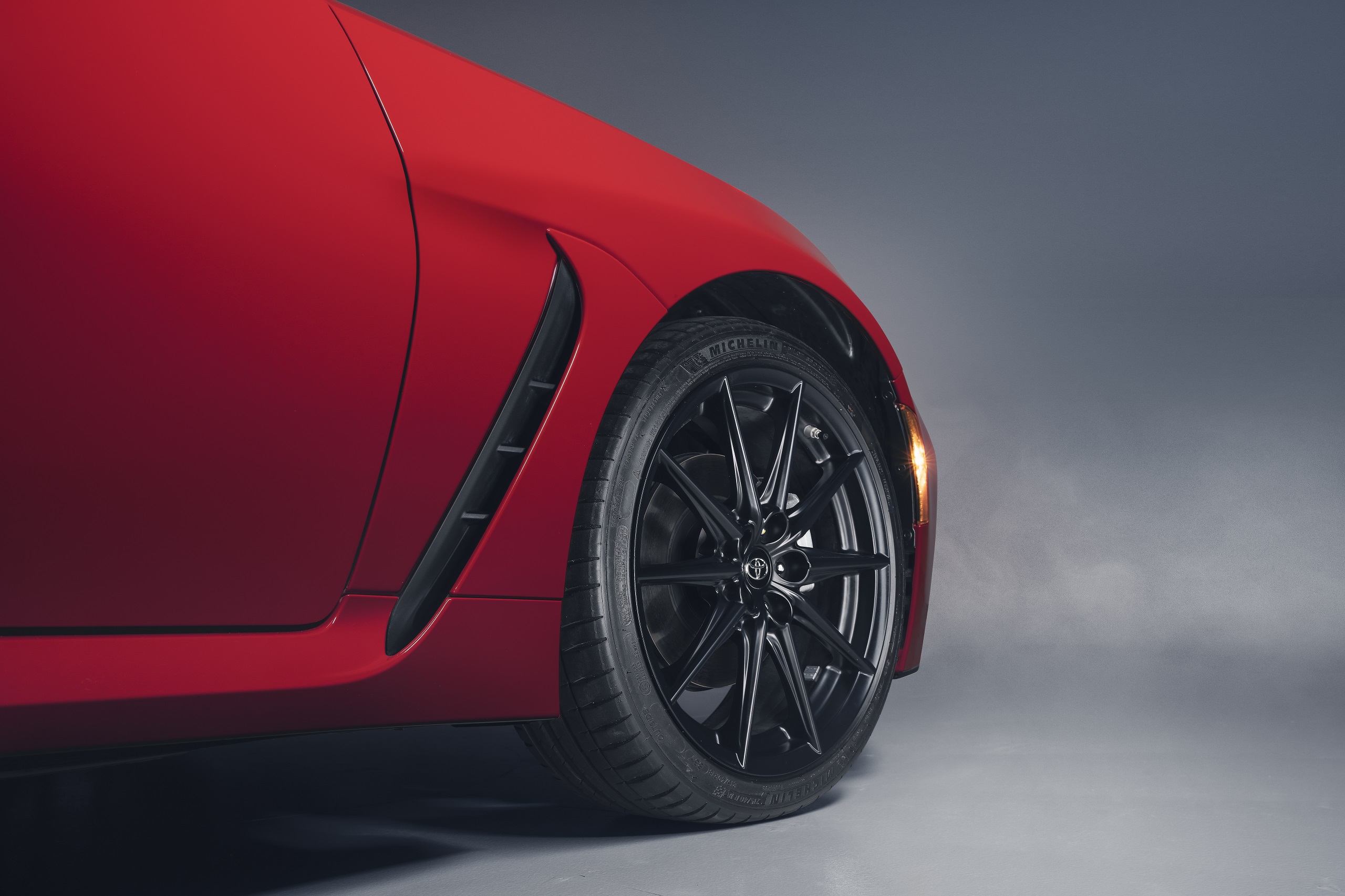 Download 2022 Toyota GR 86 - Wheel HD Wallpaper 2560x1706 #200