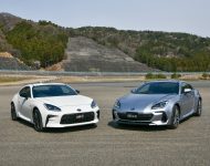 2022 Toyota GR 86 and Subaru BRZ - Front Three-Quarter Wallpaper 190x150