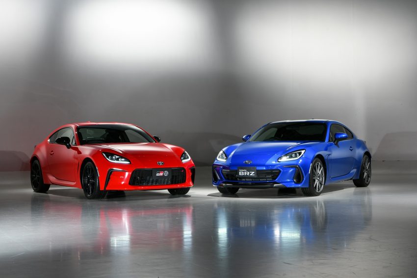 2022 Toyota GR 86 and Subaru BRZ - Front Three-Quarter Wallpaper 850x566 #211