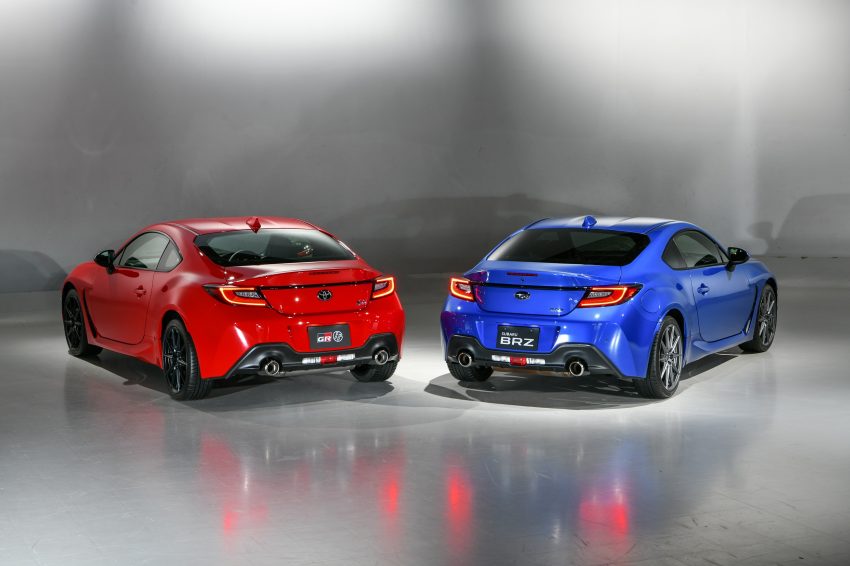 2022 Toyota GR 86 and Subaru BRZ - Rear Wallpaper 850x566 #215