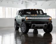 2024 GMC Hummer EV SUV - Front Wallpaper 190x150