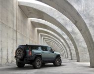 2024 GMC Hummer EV SUV - Rear Three-Quarter Wallpaper 190x150