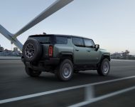 2024 GMC Hummer EV SUV - Rear Three-Quarter Wallpaper 190x150