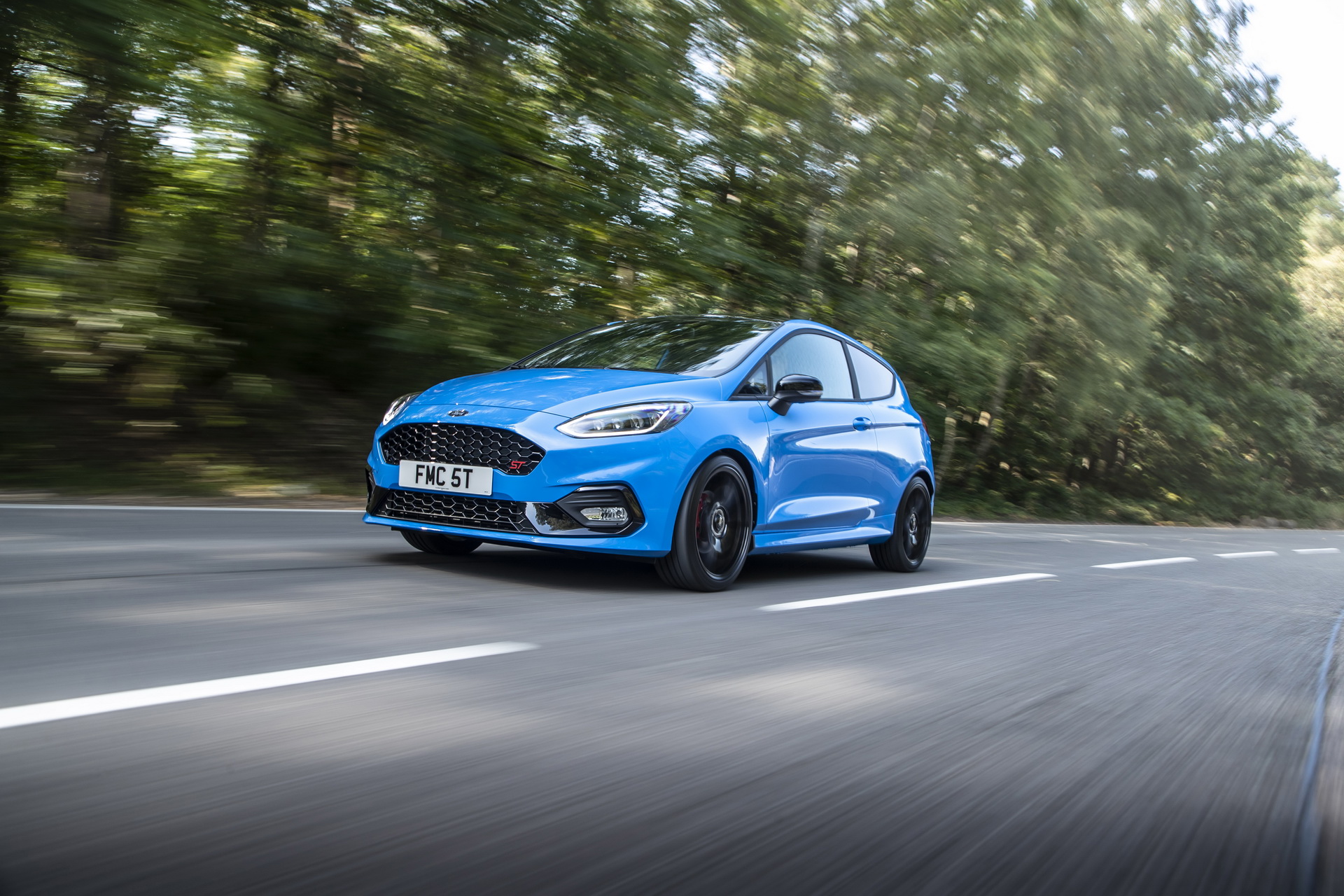 Download 2021 Ford Fiesta ST Edition - Front Three-Quarter HD Wallpaper 1920x1280 #13