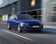 2022 Audi A4 Avant S line competition plus - Front Wallpaper 190x150