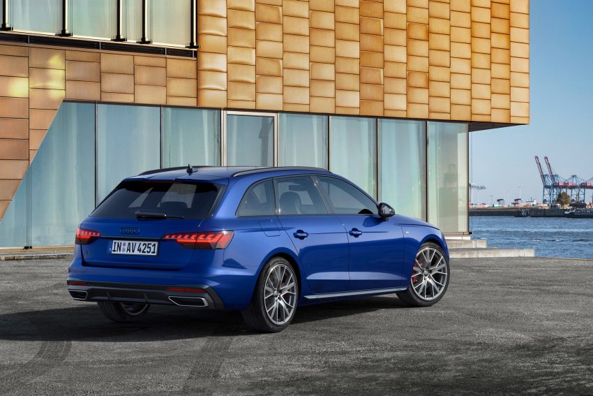 2022 Audi A4 Avant S line competition plus - Rear Three-Quarter Wallpaper 850x567 #7