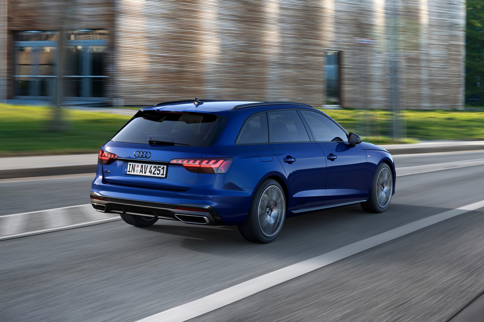 Download 2022 Audi A4 Avant S line competition plus - Rear Three-Quarter HD Wallpaper 1920x1280 #4