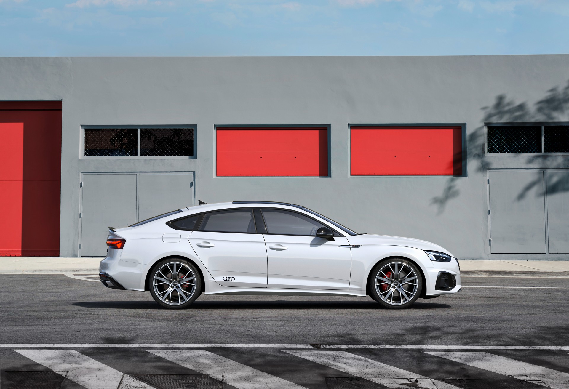Download 2022 Audi A5 Sportback S line competition plus - Side HD Wallpaper 1920x1313 #5